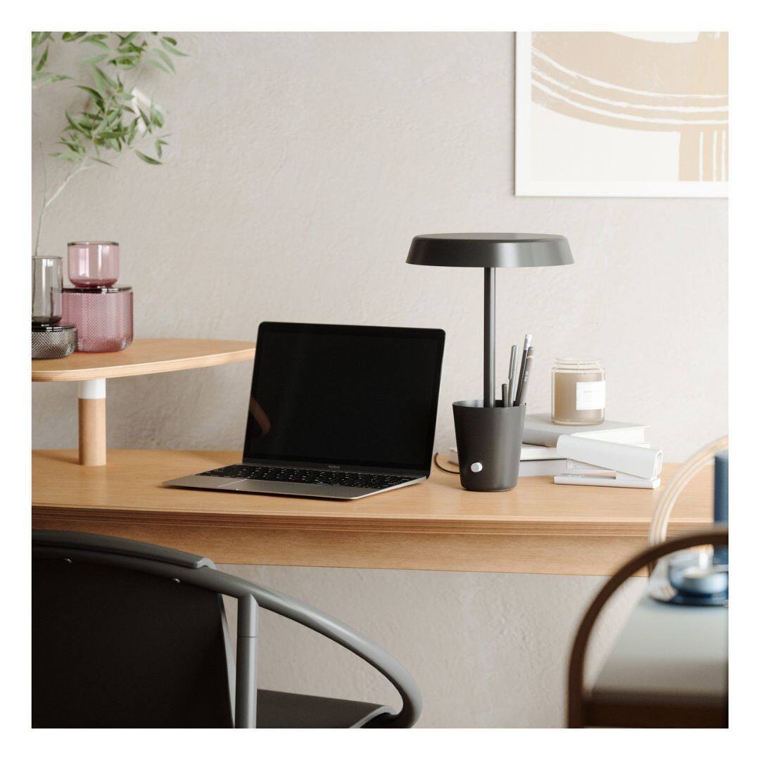 Left. Umbra - CUP LAMP BLACK.