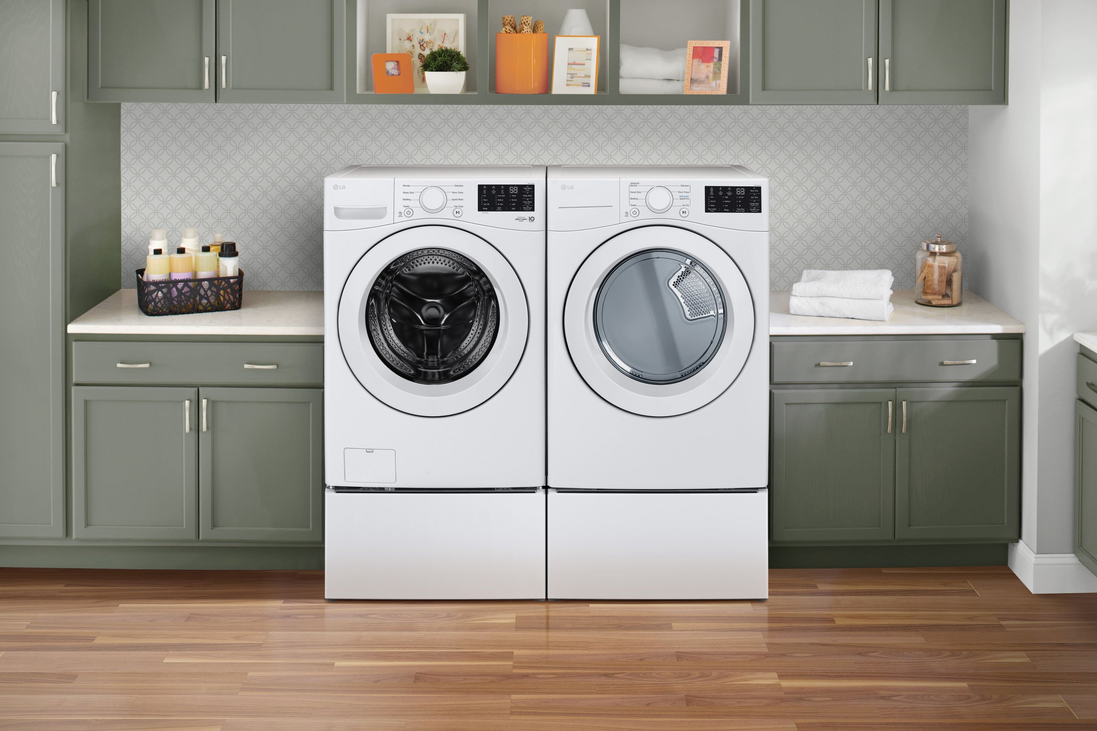 Alt View 19. LG - 7.4 Cu. Ft. Stackable Gas Dryer with Wrinkle Care - White.