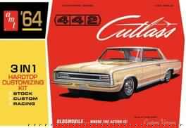 PopMarket - AMT 1964 Oldsmobile Olds Cutlass 442 Hardtop 1/25 Scale Model Kit - COLLECTIBLES - Multicolor