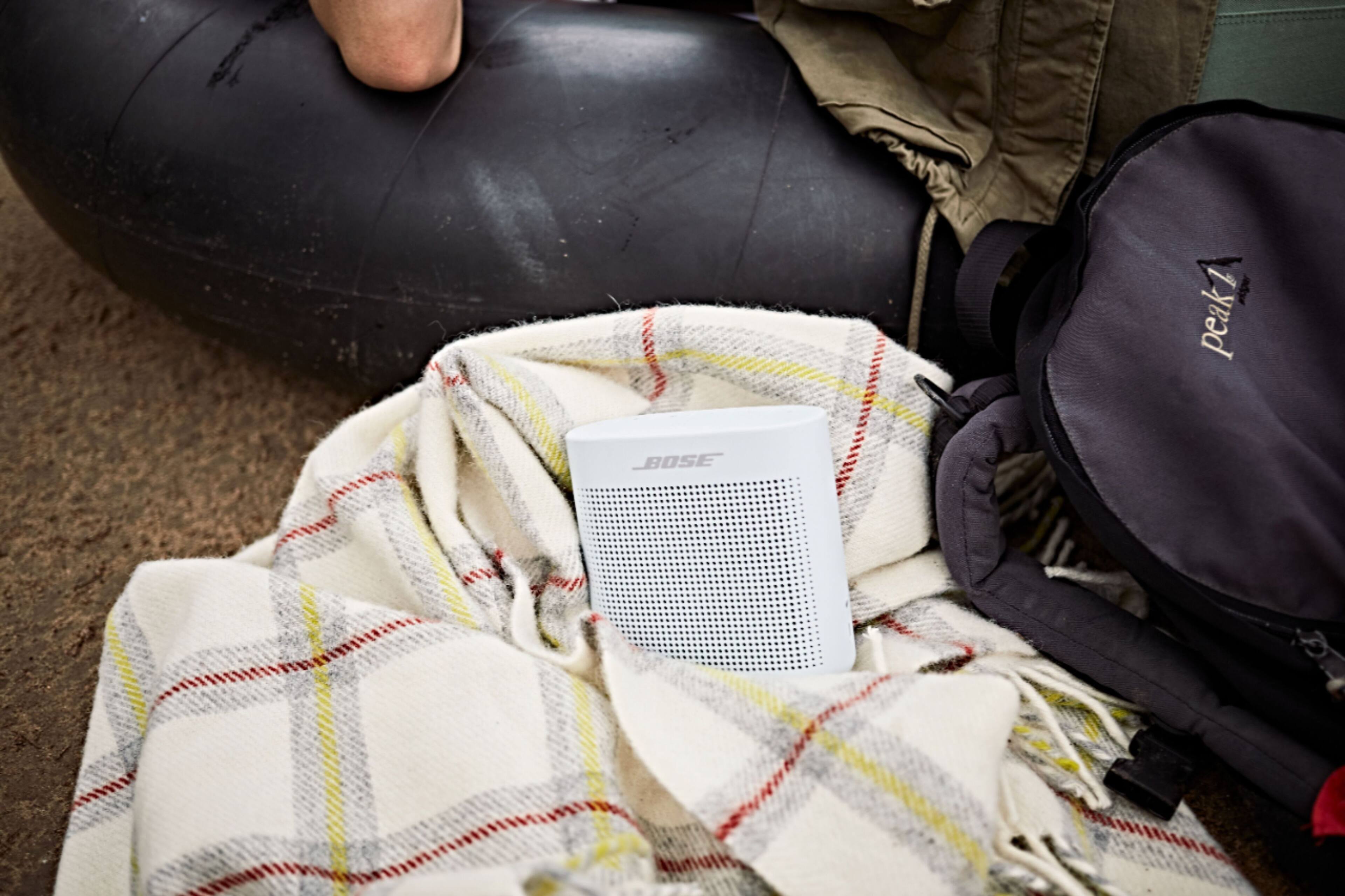 Alt View 19. Bose - SoundLink Color Portable Bluetooth Speaker II - Polar White.