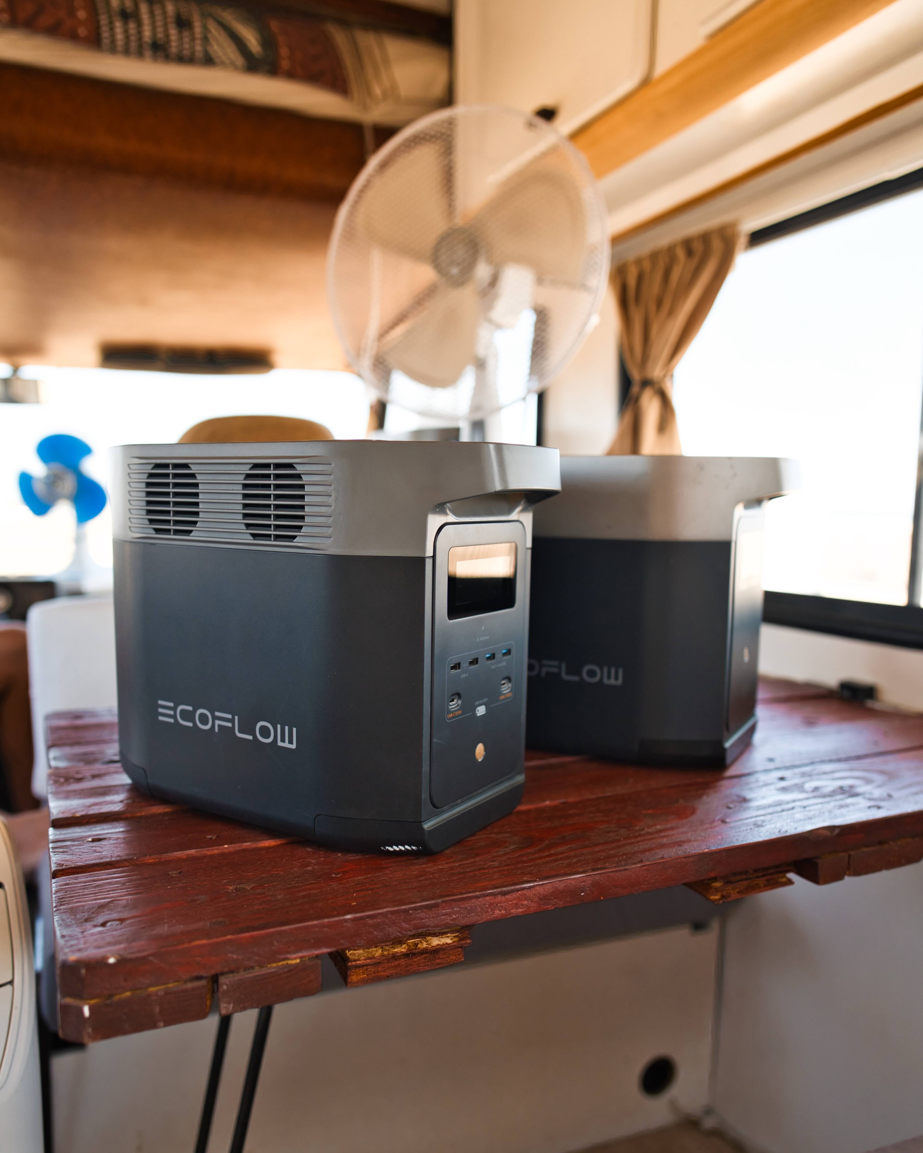 The text on the image reads "ECOFLOW OFLOW."