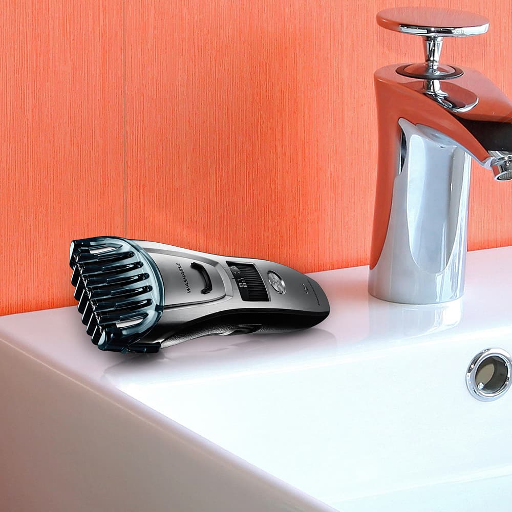 Alt View 17. Panasonic - Men’s All-in-One Facial Beard Trimmer and Body Hair Groomer - Silver.