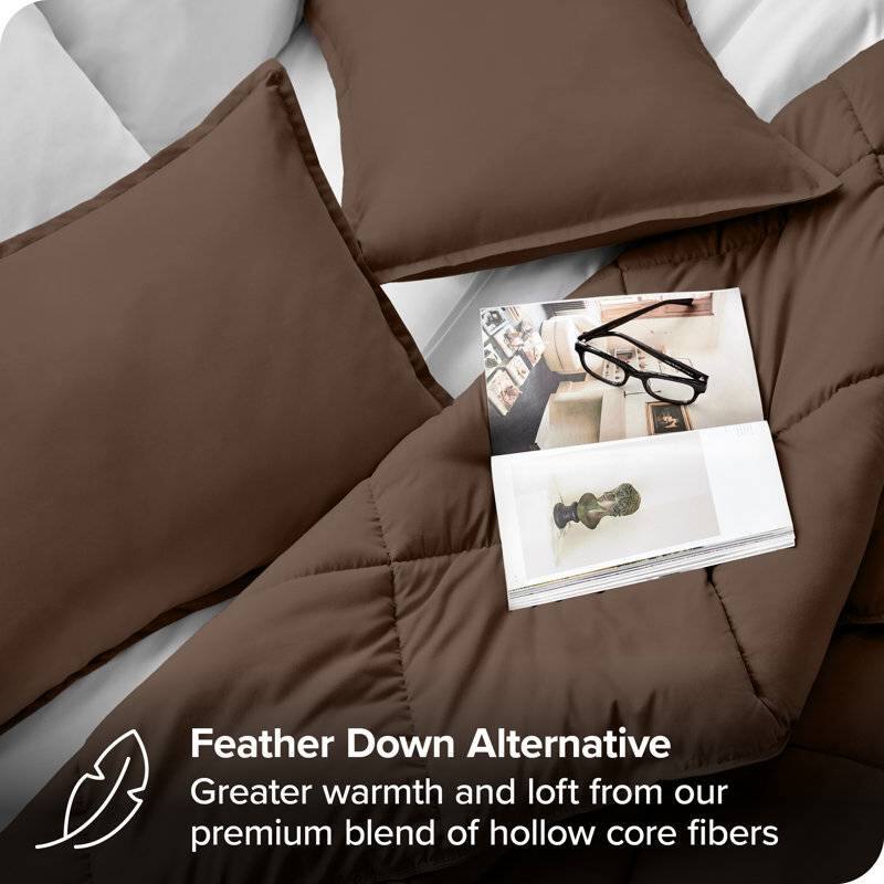 Feather Down Alternative  
Greater warmth and loft from our premium blend of hollow core fibers