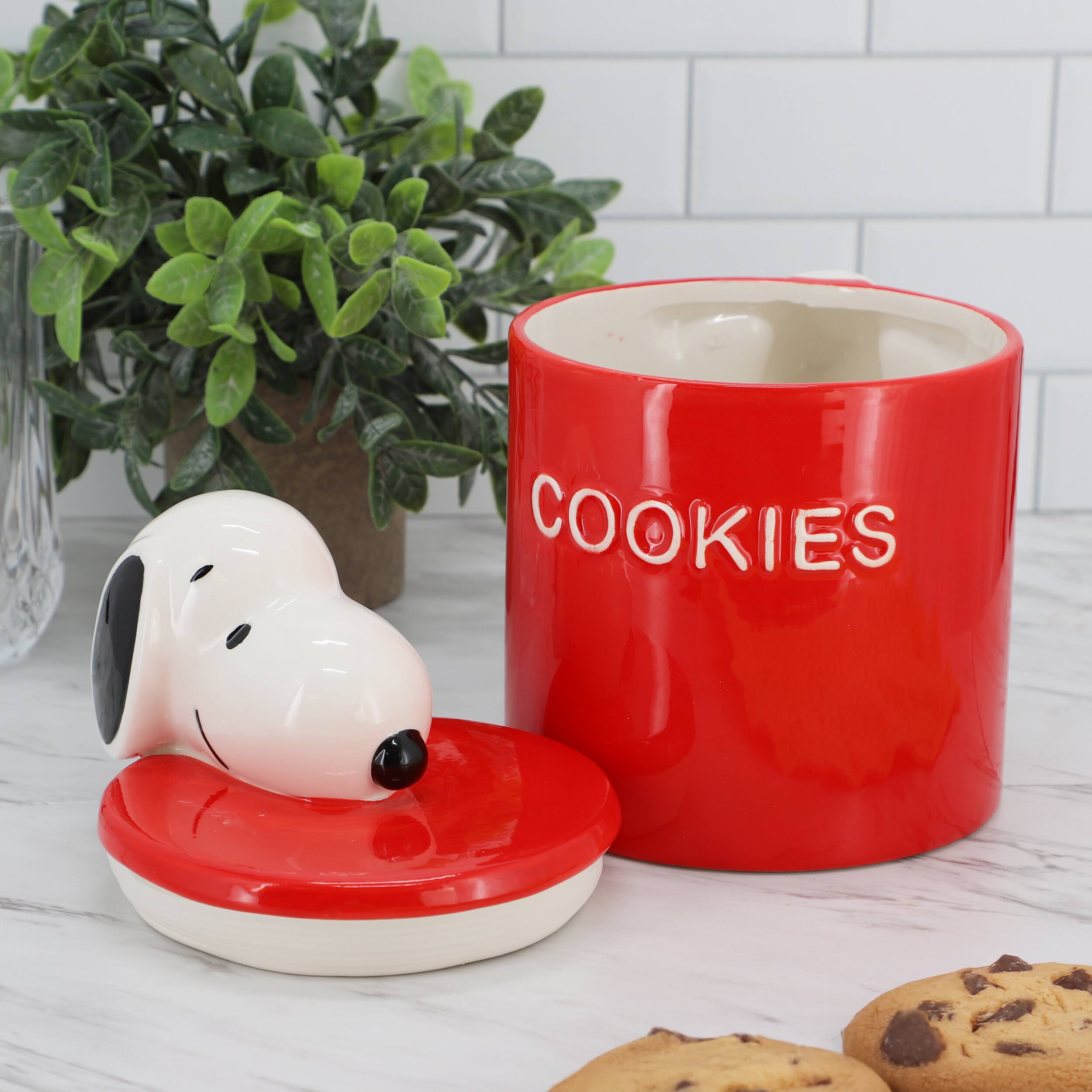 Alt View 5. Gibson - Peanuts Hello Cookies 8.2 Inch Ceramic Snoopy Cookie Jar w/ Lid in Red - Red.