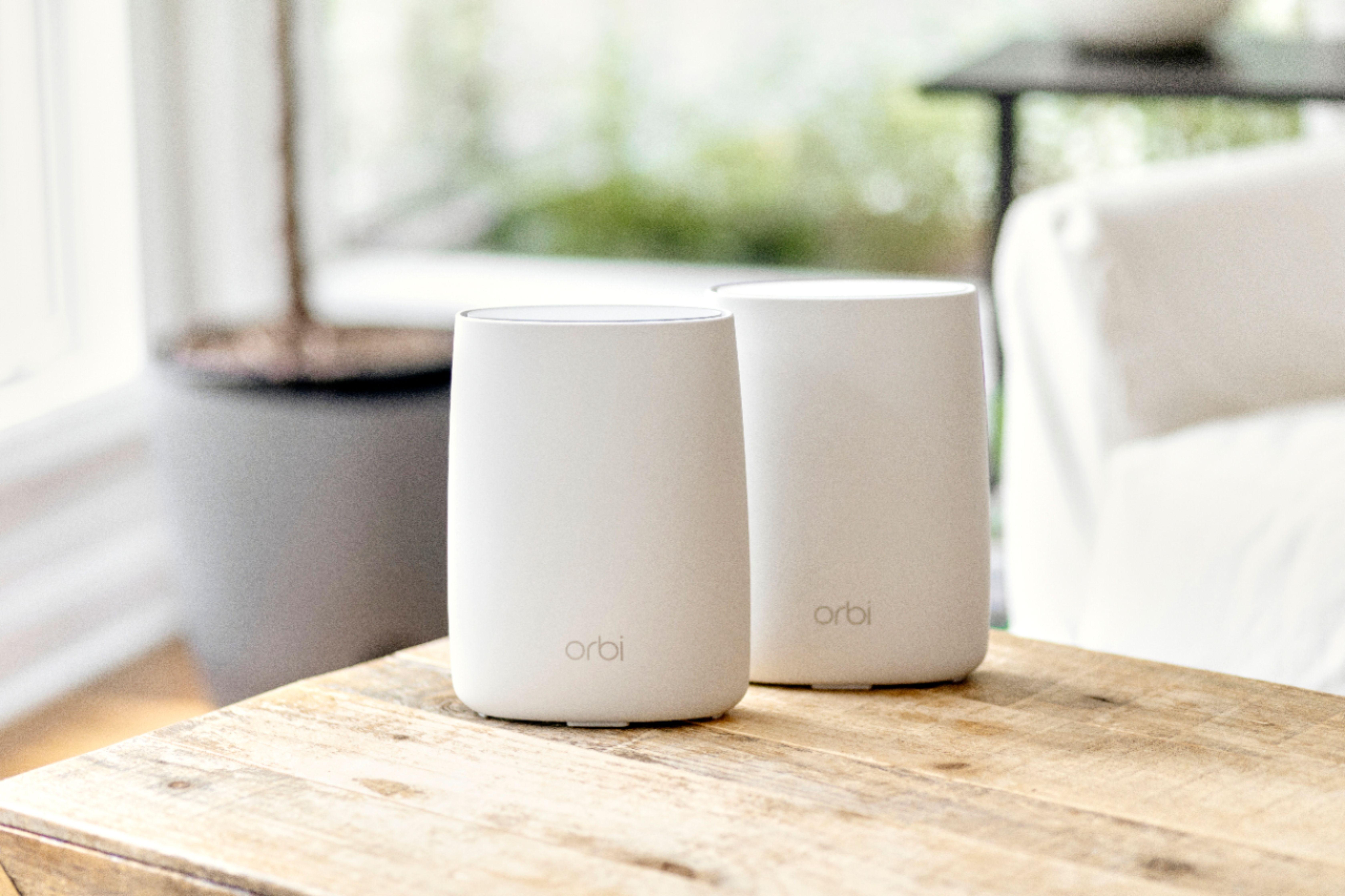 Left View: eero - Pro 6 AX4200 Tri-Band Mesh Wi-Fi 6 System (2-pack) - White