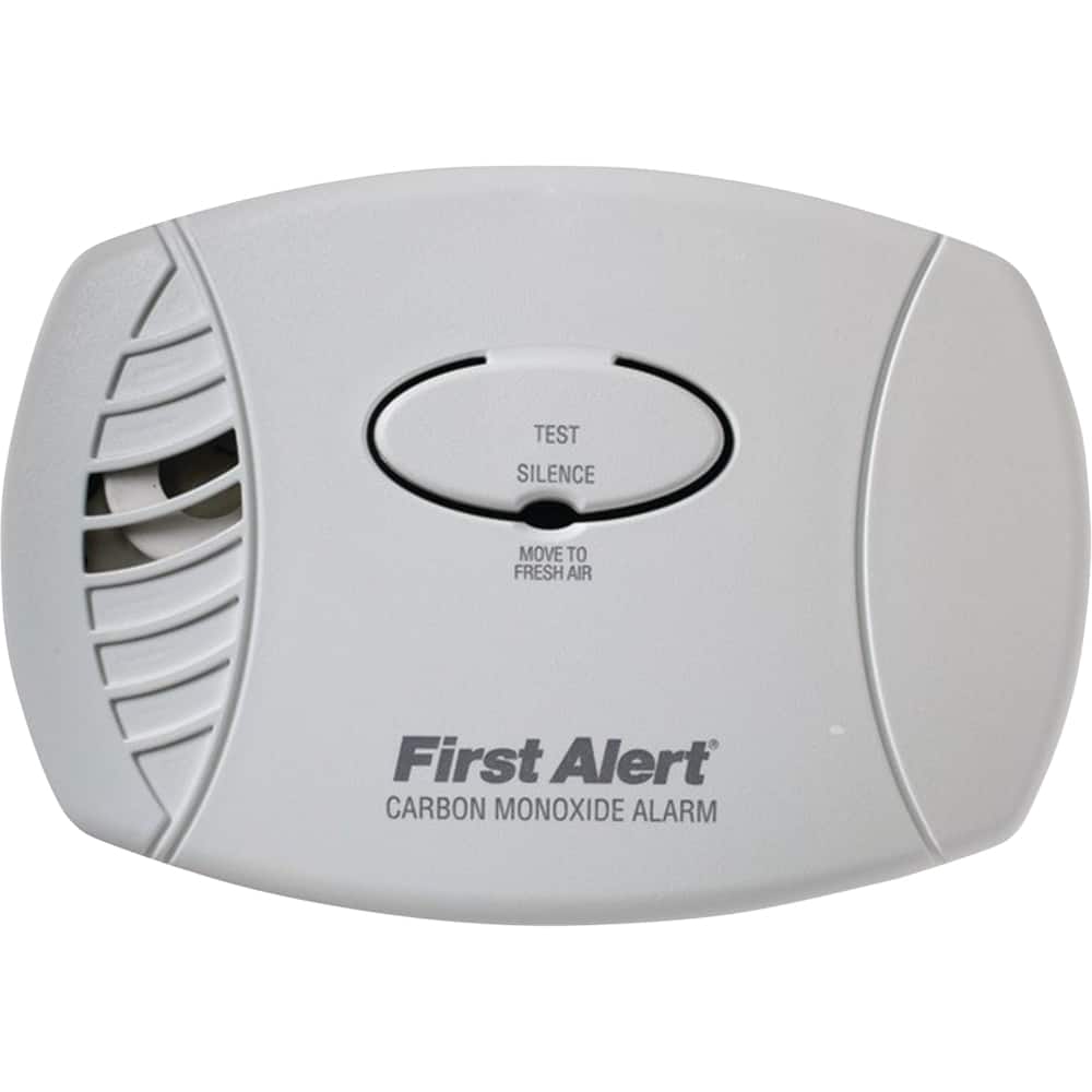 First Alert - Plug-in Carbon Monoxide Alarm - White - Larger Front