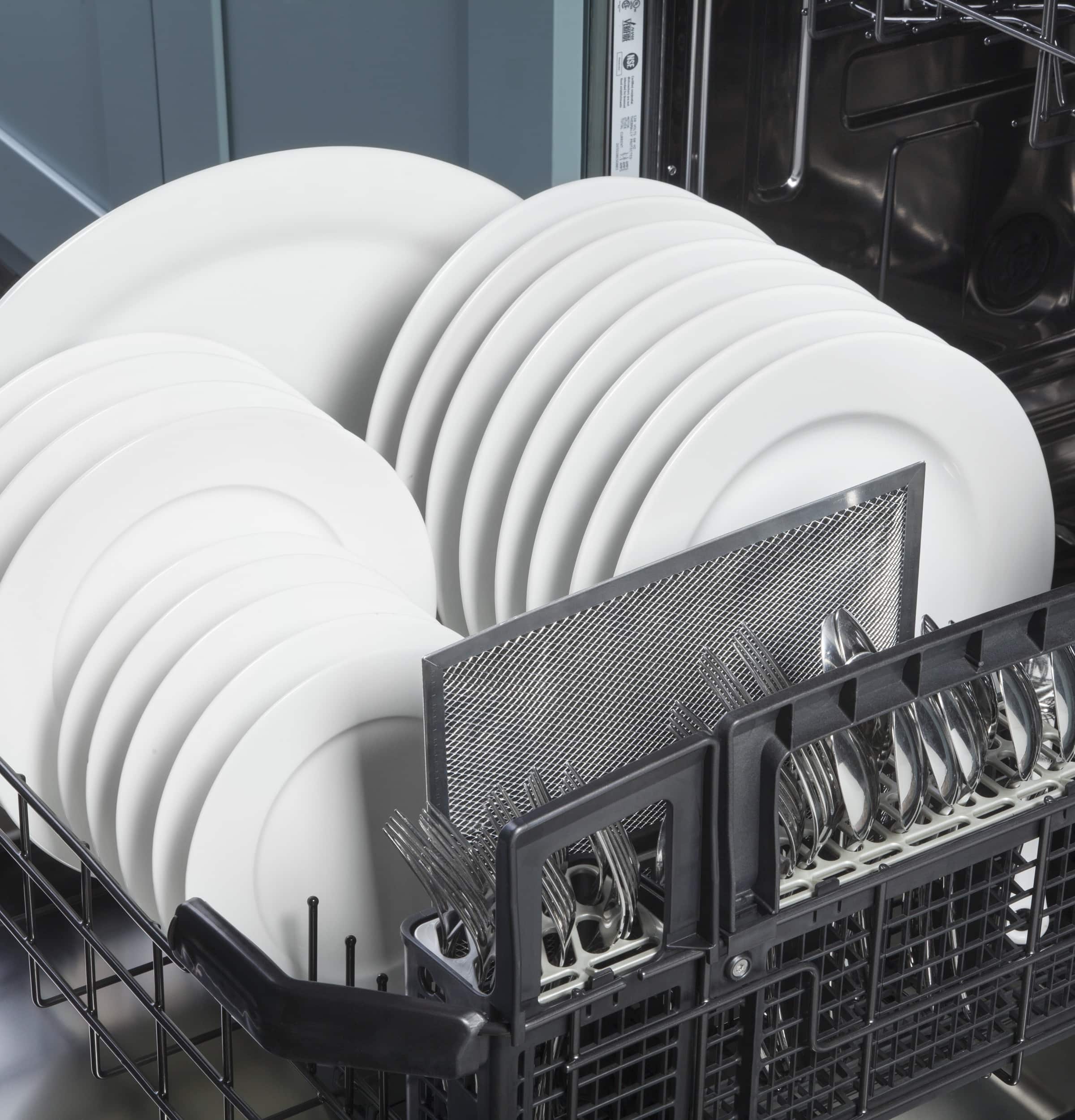 Alt View 14. GE - 24" Convertible Range Hood - White.