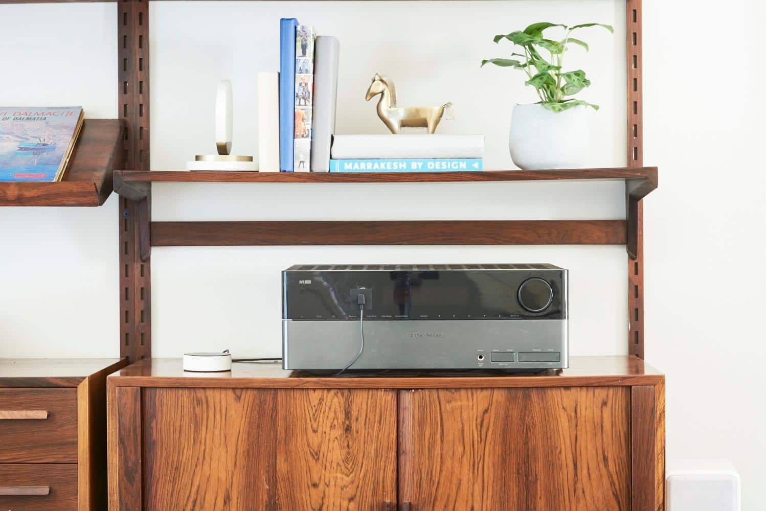 Alt View 14. Amazon - Echo Dot (2nd generation) - Smart Speaker with Alexa - White.