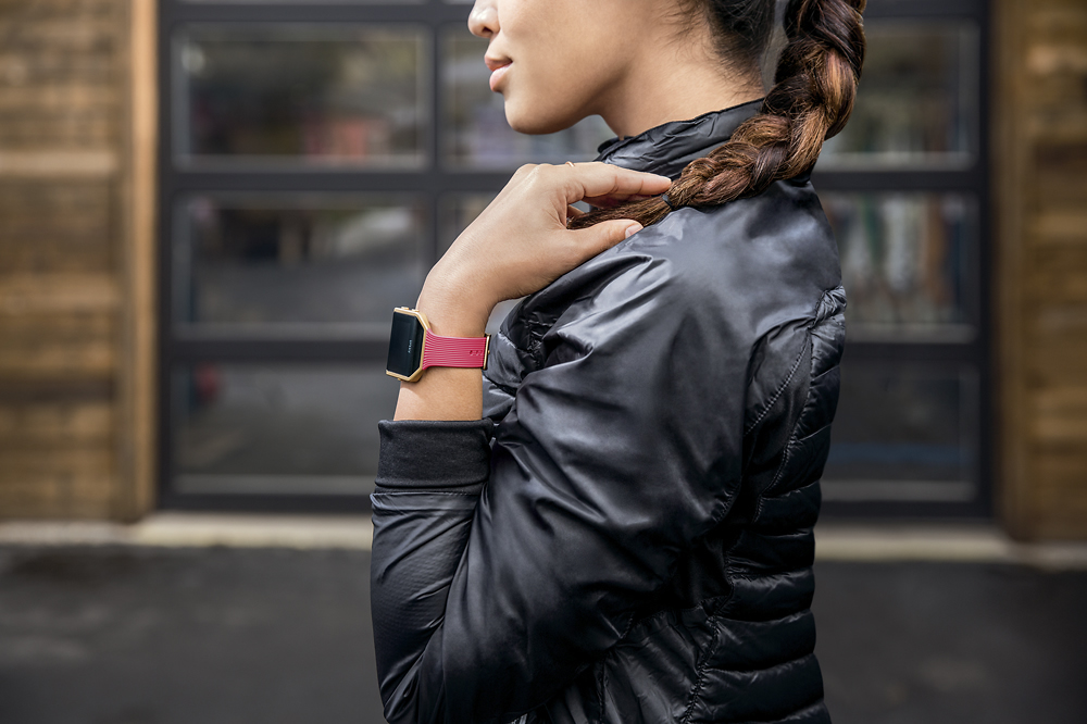 Customer Reviews: Fitbit Blaze Smartwatch Slim Pink/Gold FB502GPKS ...