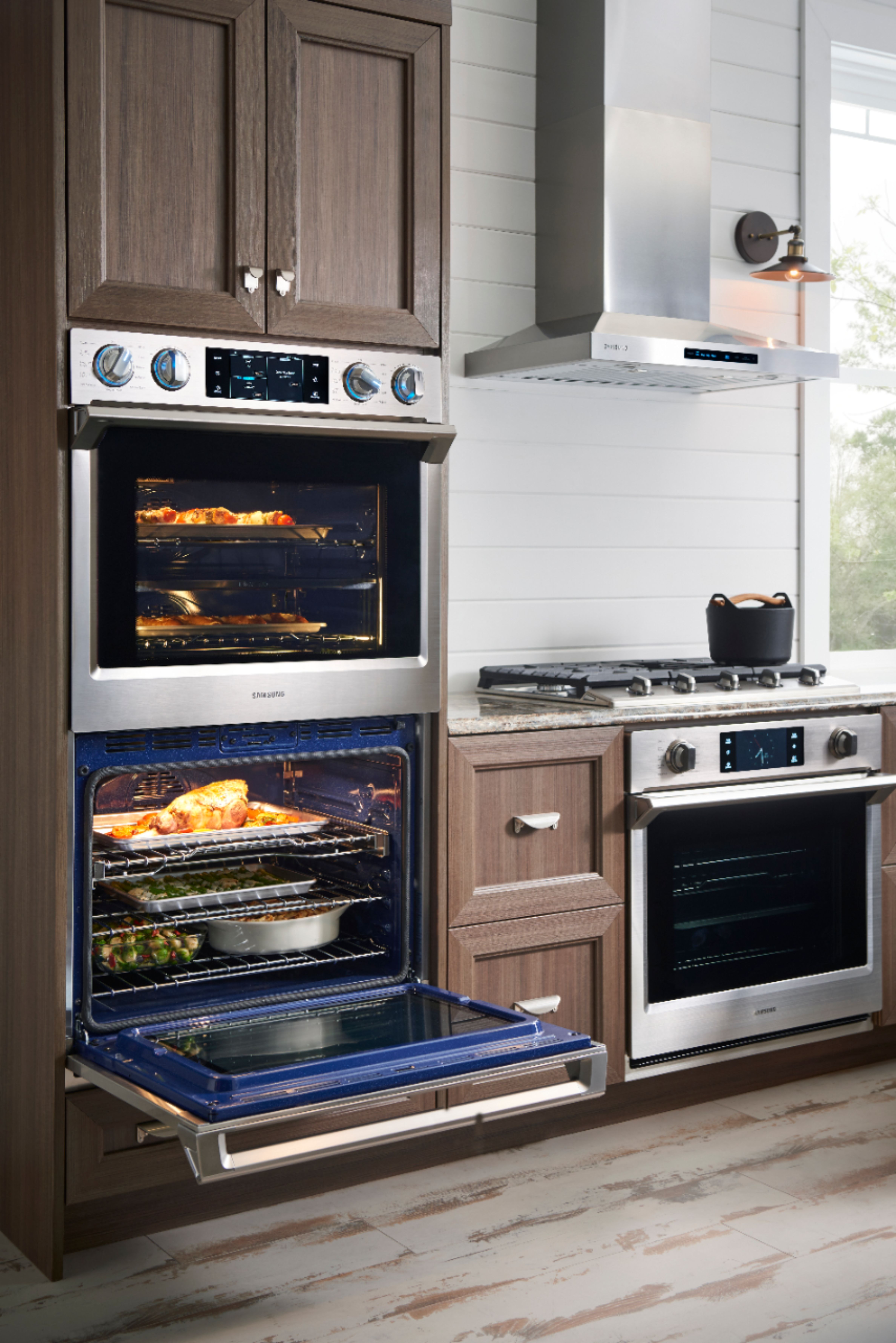 Samsung Steam Cook with Flex Duo 30-in Single Electric Wall Oven
