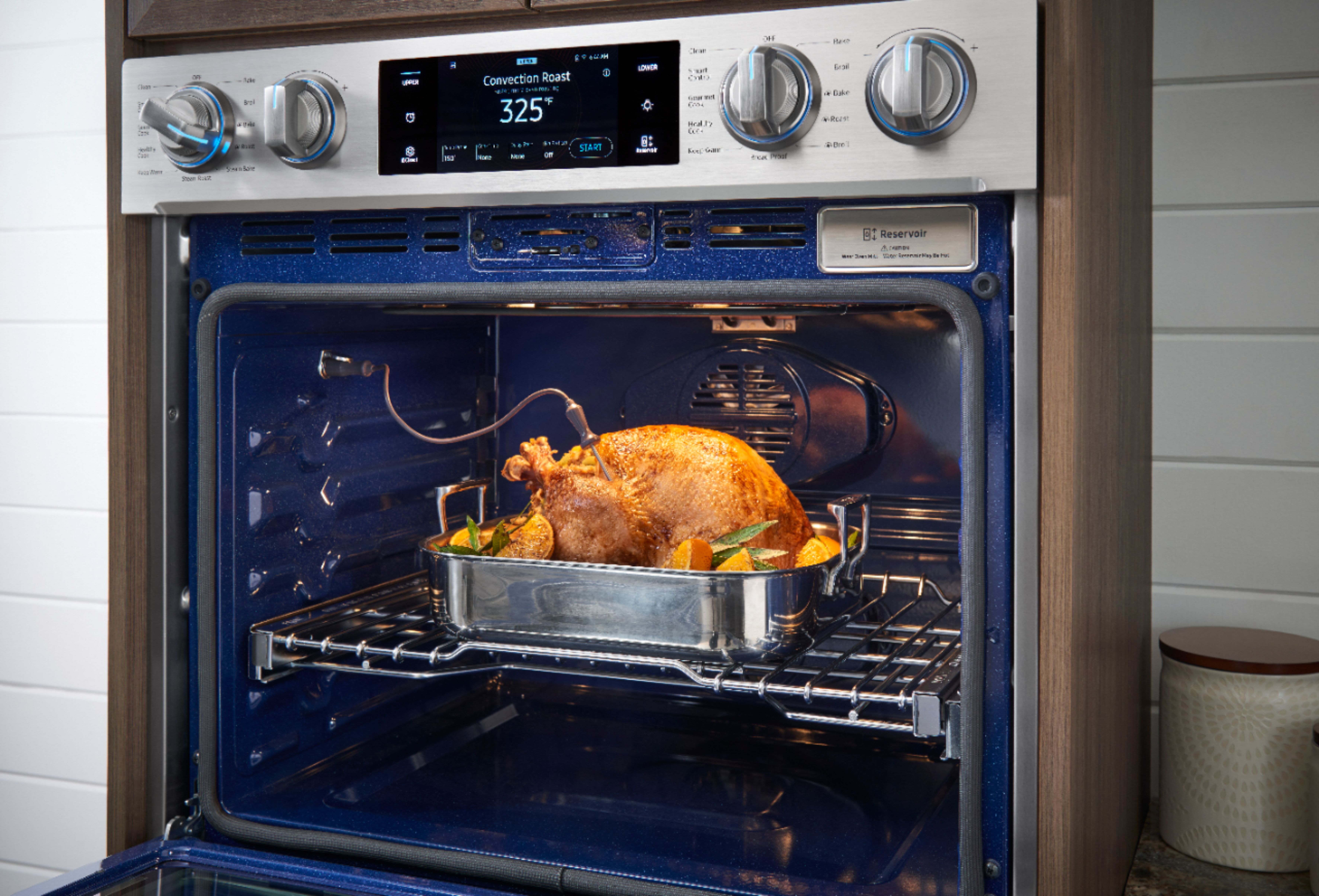 The versatility of Samsung Dual Cook Flex Oven - HA Factory