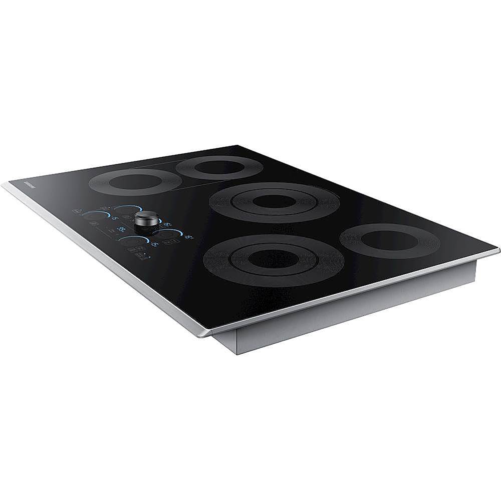 Angle View: Samsung - 30" Electric Cooktop with WiFi and Rapid Boil - Stainless Steel