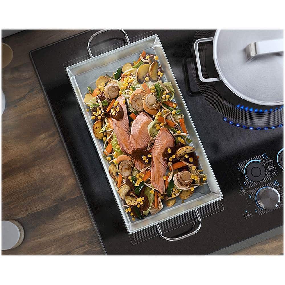Alt View 16. Samsung - 36" Induction Cooktop with WiFi and Virtual Flame™ - Black Stainless Steel.
