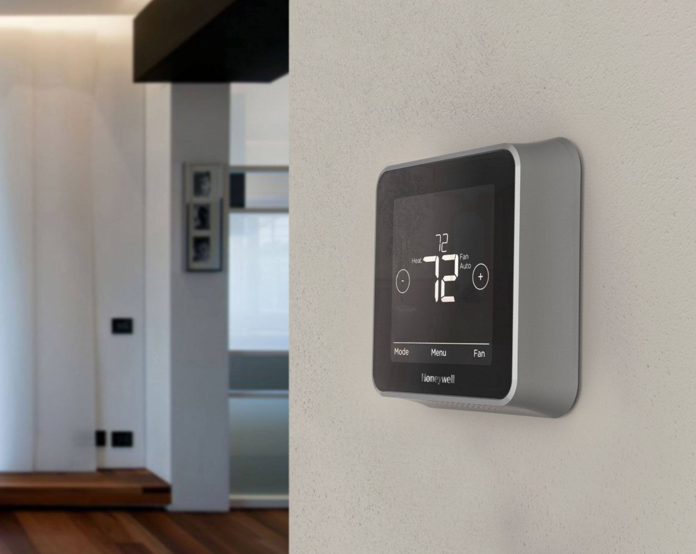 Alt View 11. Honeywell - Lyric™ T5 Wi-Fi Thermostat.