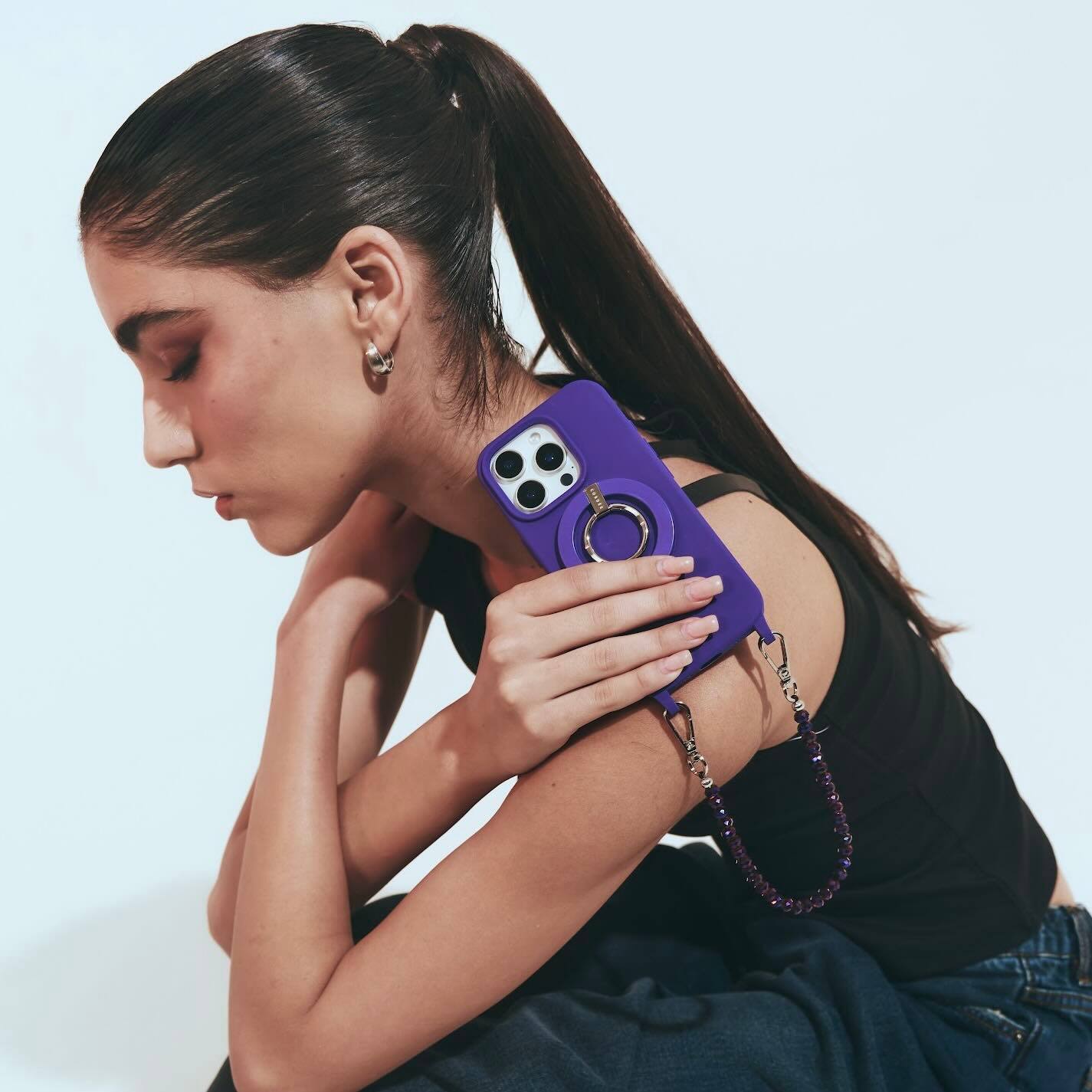 Left. Cordée Cases - 07 Phone Chain Set - Ultraviolet.