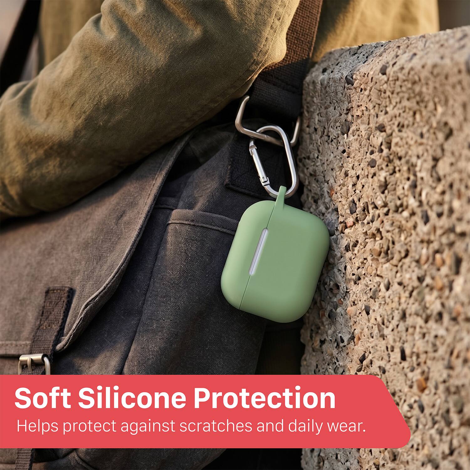 Soft Silicone Protection  
Helps protect against scratches and daily wear.