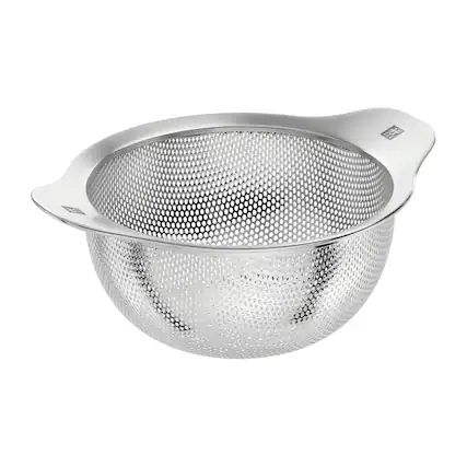Front. ZWILLING - Zwilling 6.2-inch 18 10 Stainless Steel Strainer - Stainless Steel.