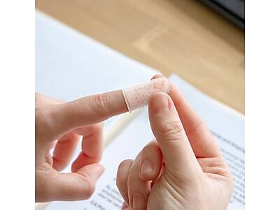 Alt View 2. Lee - Lee Assorted Sizes Fingertips, Clear, 12/Pack (LEE41410) - Clear.