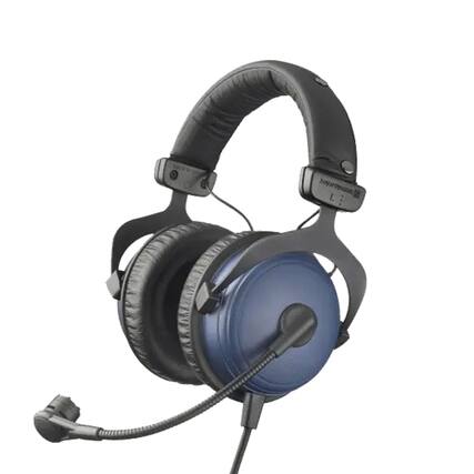 Front. Beyerdynamic - DT 797 Headset with Condenser Microphone for Moderation (Closed).