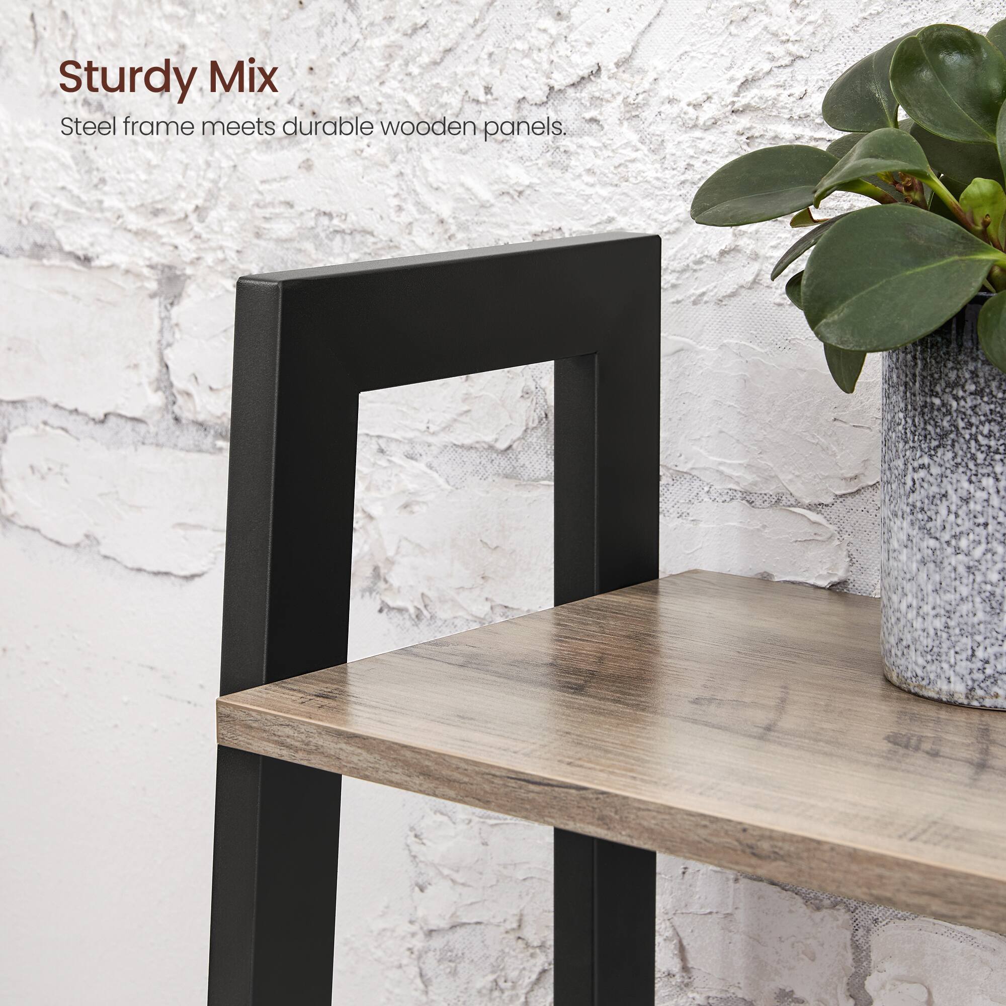 Sturdy Mix  
Steel frame meets durable wooden panels.