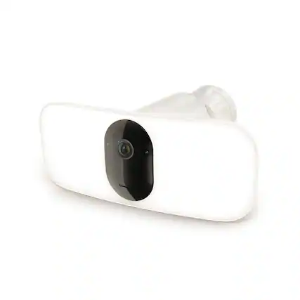 Front. Arlo - Pro 3 Wireless Floodlight Security Camera 2K HDR - 2000-3000 Lumens, Rechargeable Battery, 1-Cam - White.