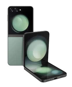 Samsung Galaxy Z Flip5 256GB F731U Unlocked Green F731U - Best Buy Samsung Galaxy Z Flip5 256GB F731U Unlocked Green F731U - Best Buy