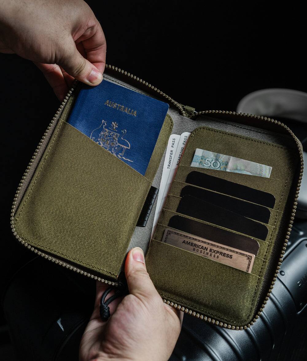AUSTRALIA PASS TRANSFER BOARDING AMERICAN BUSINESS EXPRESS
