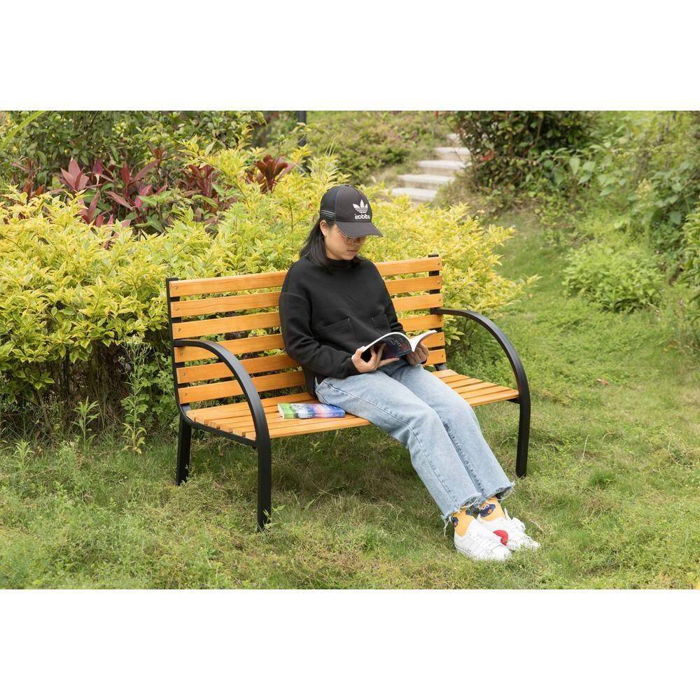Angle. Hivvago - Outdoor Black Metal Frame Garden Bench with Wood Slats and Curved Armrests - brown.