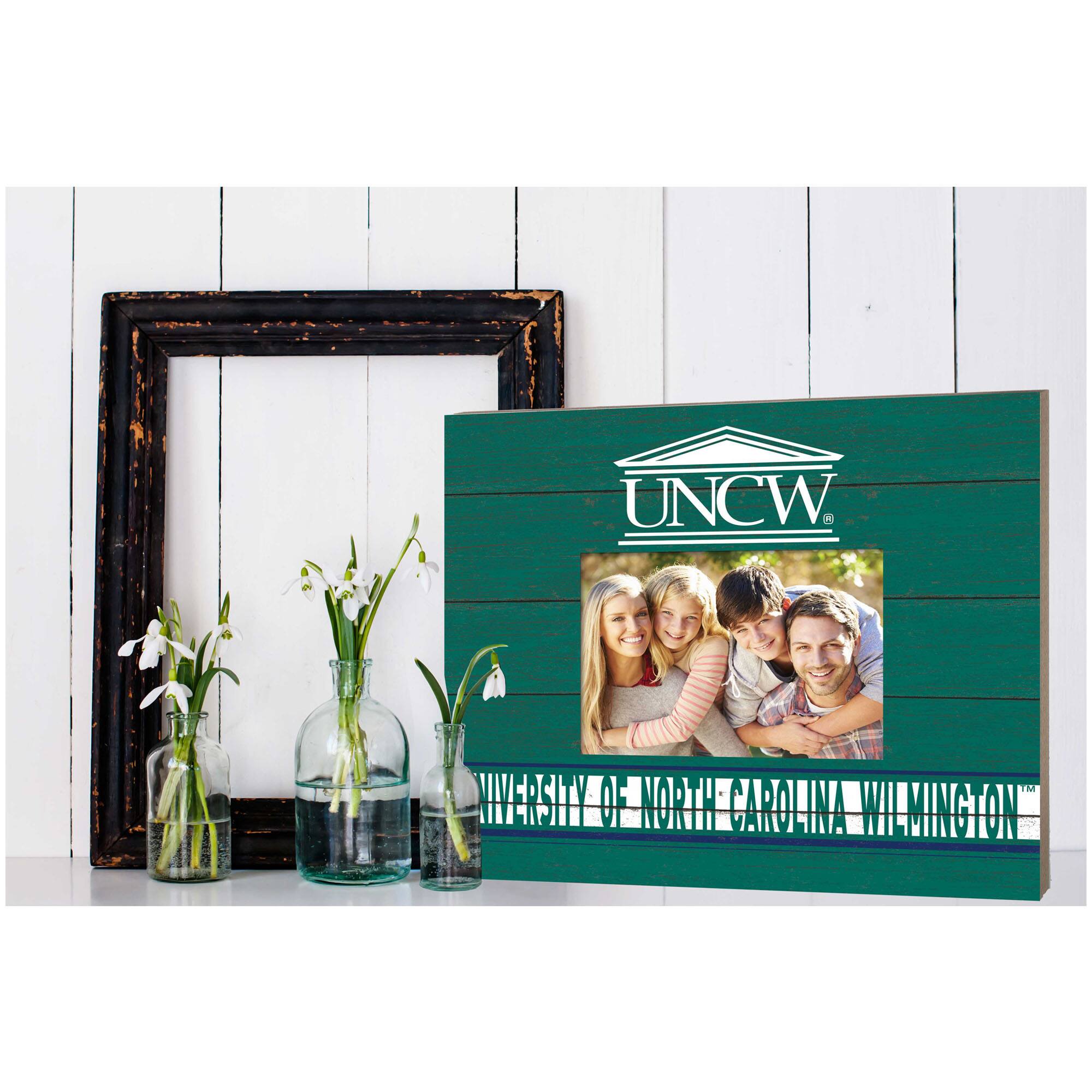 UNCW  
THE UNIVERSITY OF NORTH CAROLINA AT WILMINGTON