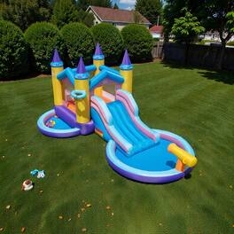 BreeBe - Inflatable Kids Splash Park with 6 Features and 678W Blower - Multicolor