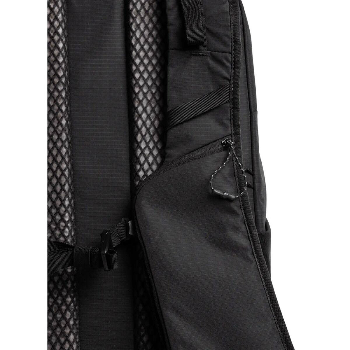 Alt View 5. Moment - Moment Sequence 23L Camera Backpack - Black.