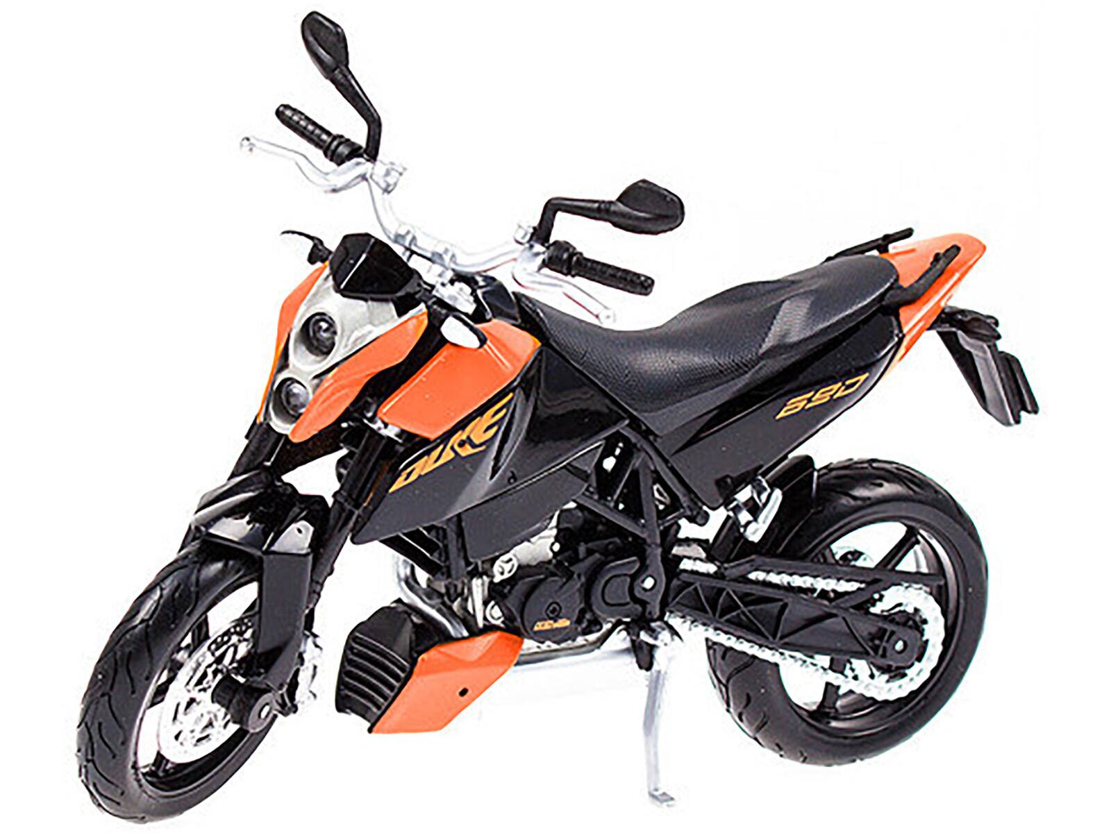 Angle. Maisto - KTM 690 Duke Orange and Black 1/12 Diecast Motorcycle Model by Maisto - Orange and Black.