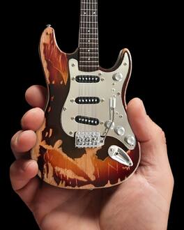 Axe Heaven - Fendor Stratocaster Vintage Guitar Replica FS-028 - Collectibles - Multicolor