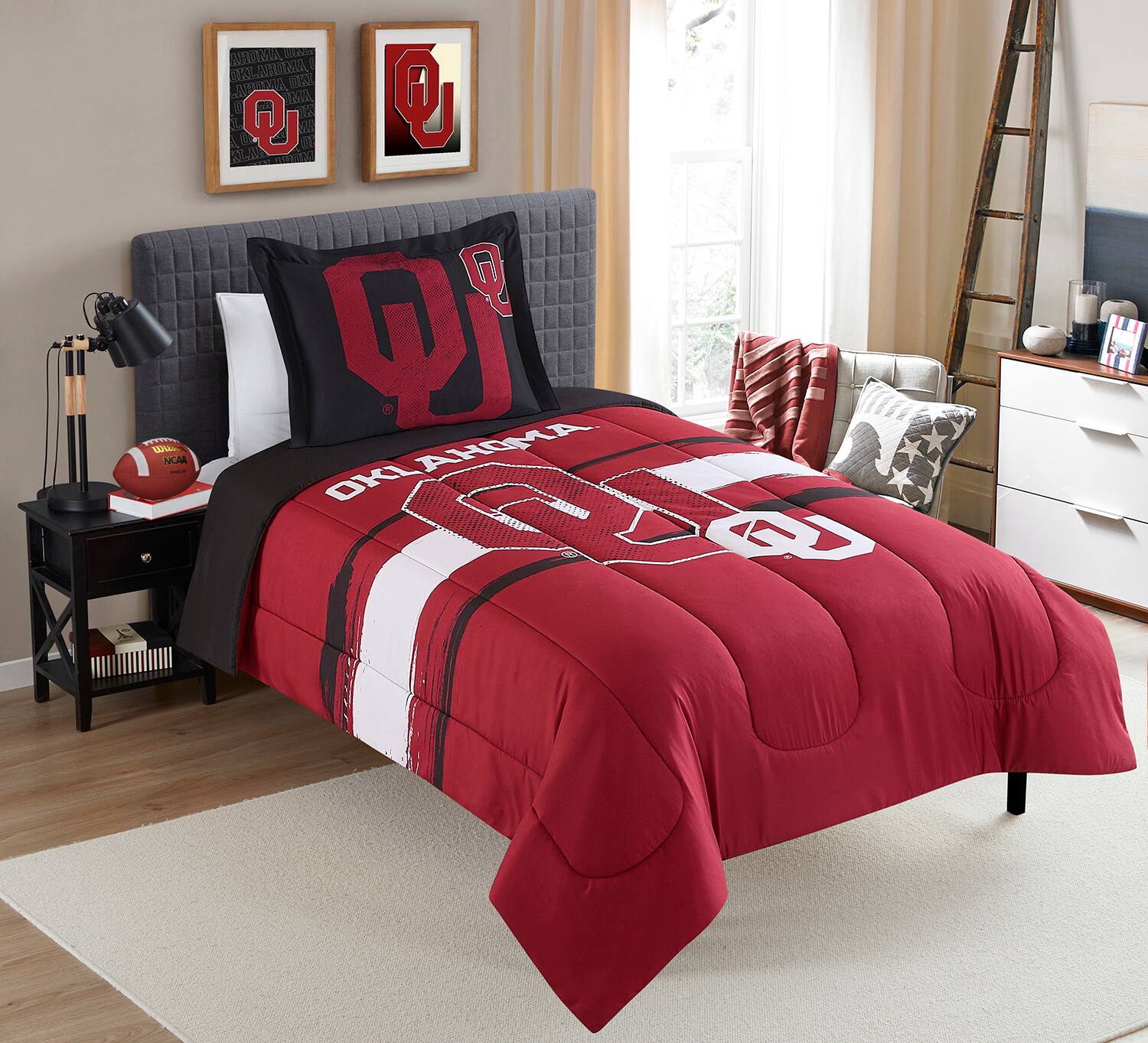 Sweet Home Collection - NCAA Oklahoma Sooners Comforter & Pillow Sham Set- Twin/Twin XL - Multicolored