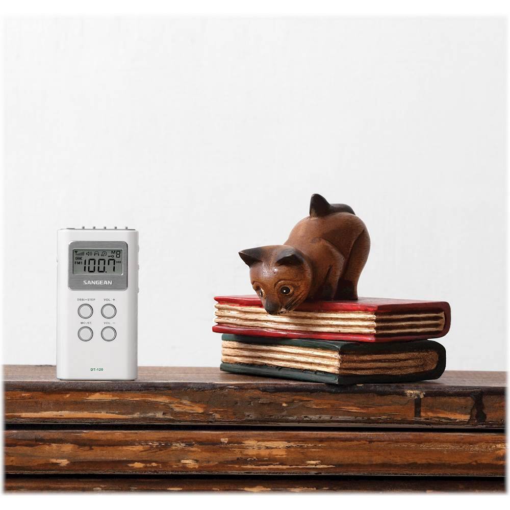 Alt View 11. Sangean - AM/FM Pocket Radio - White.
