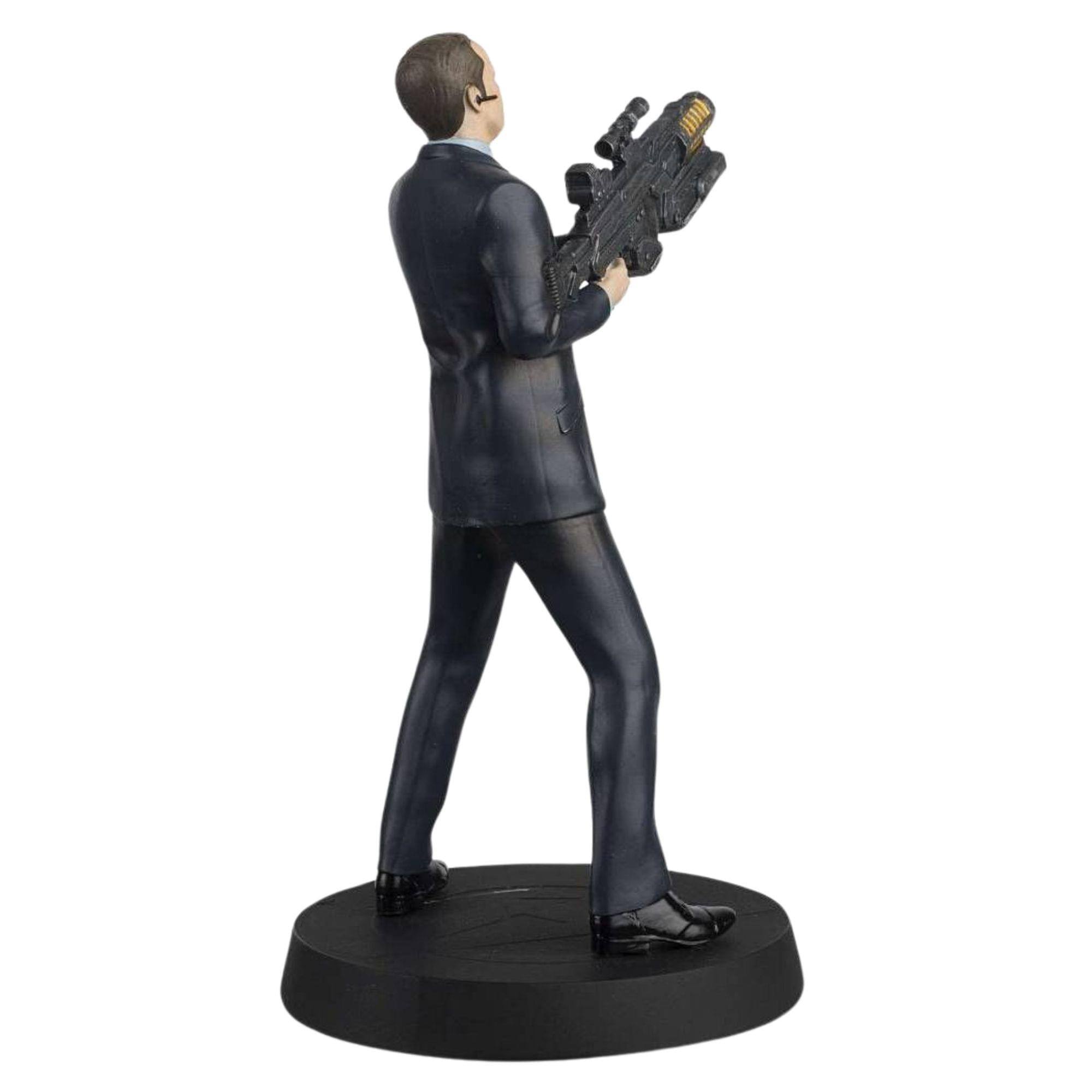 Alt View 4. Marvel - Eaglemoss Marvel Movie Collection 1:16 Figurine | Avengers Agent Coulsen - Black.