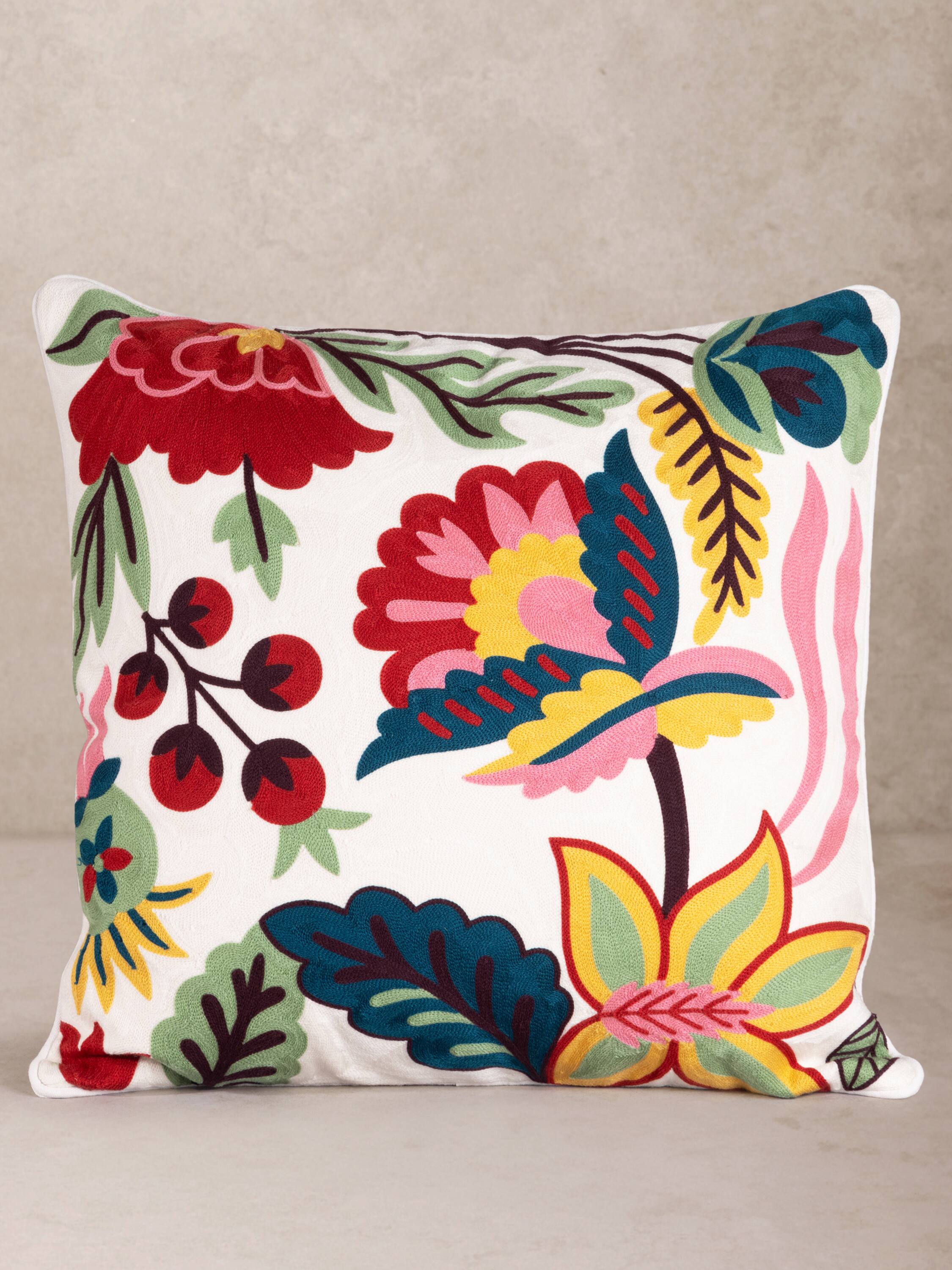GAURI KOHLI - Zagreb Pillow - Multicolored