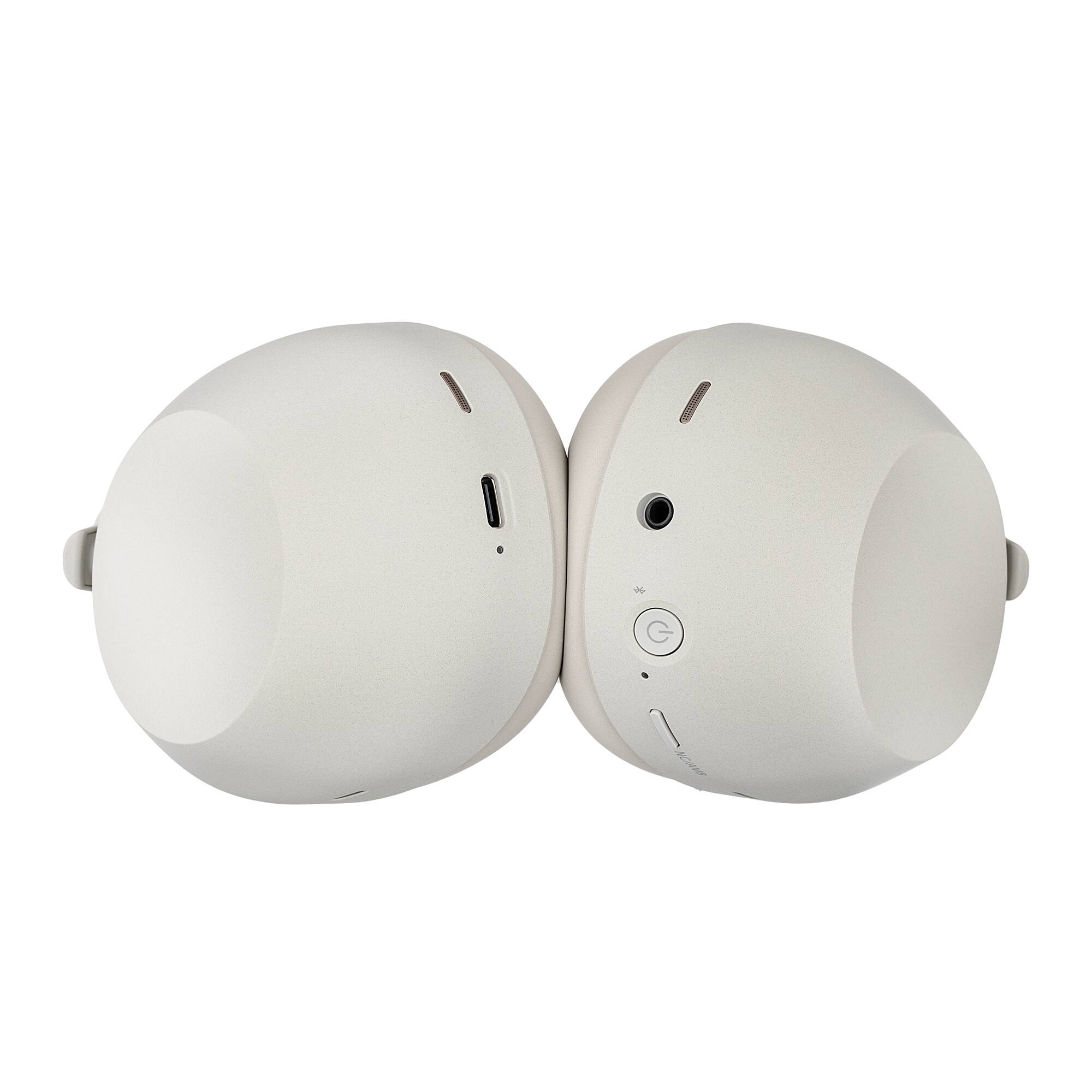 Alt View 4. Sony - Sony WH-1000XM6 Wireless Noise Canceling Overhead Headphones (Silver) - Bundle (International Model).