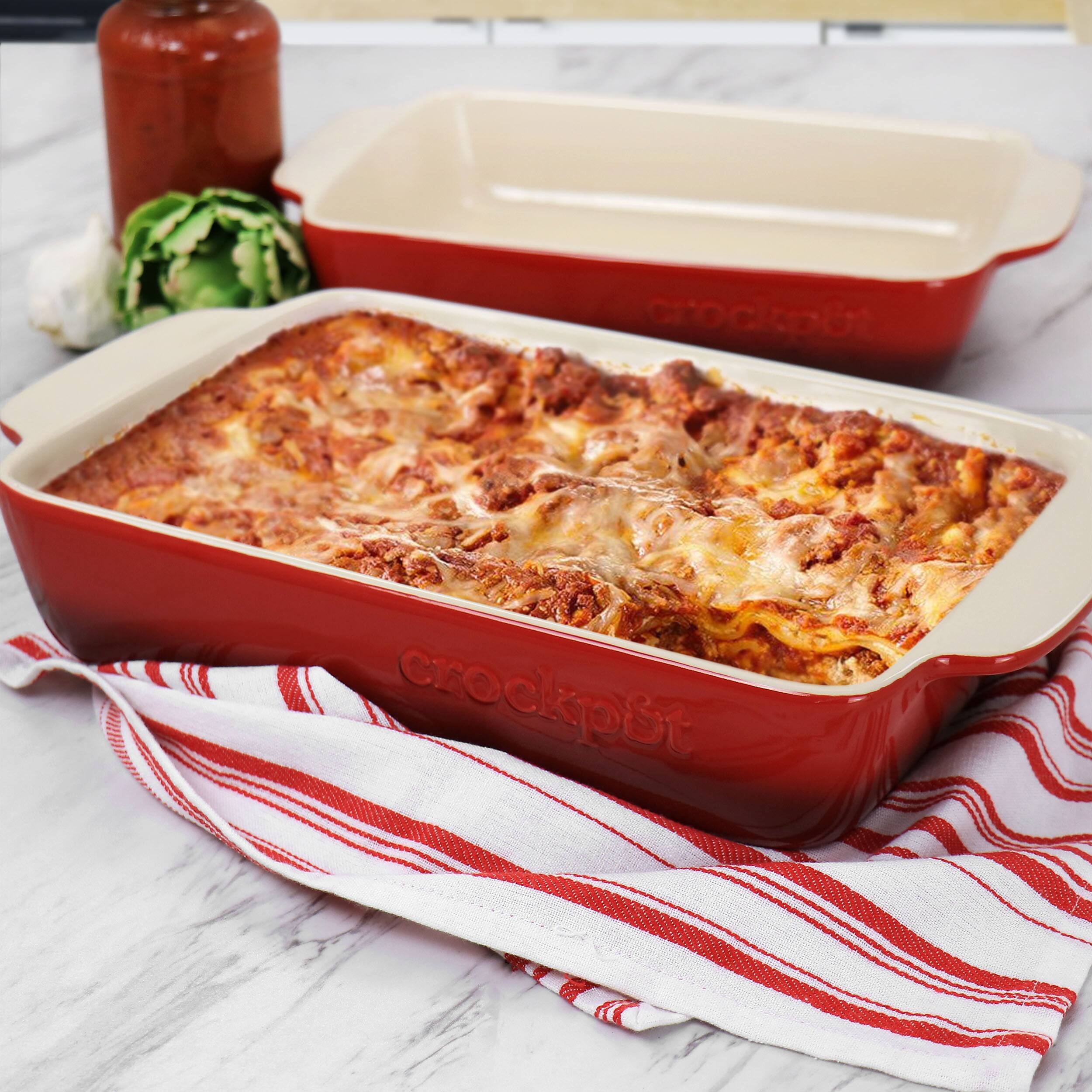 The text on the image is "crockpot."