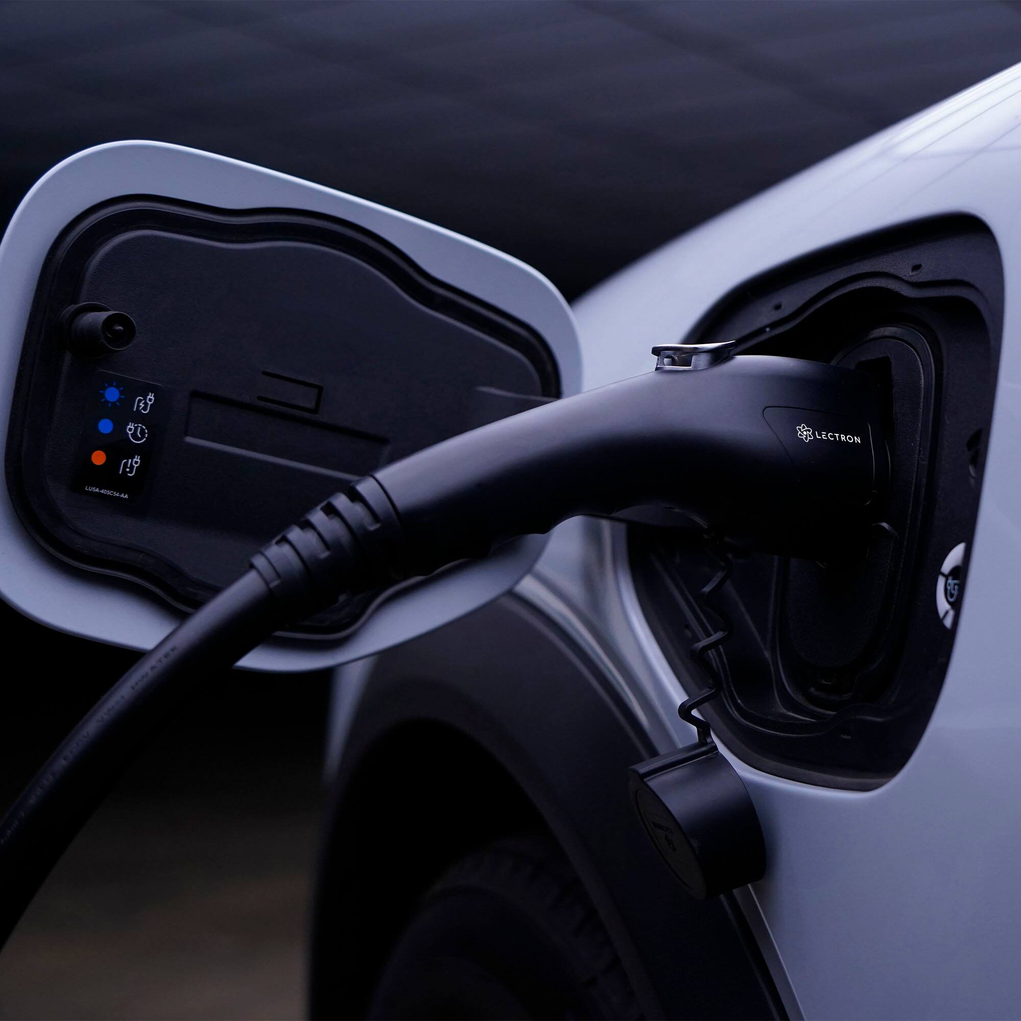 The text on the image is "LEM ELECTRON".