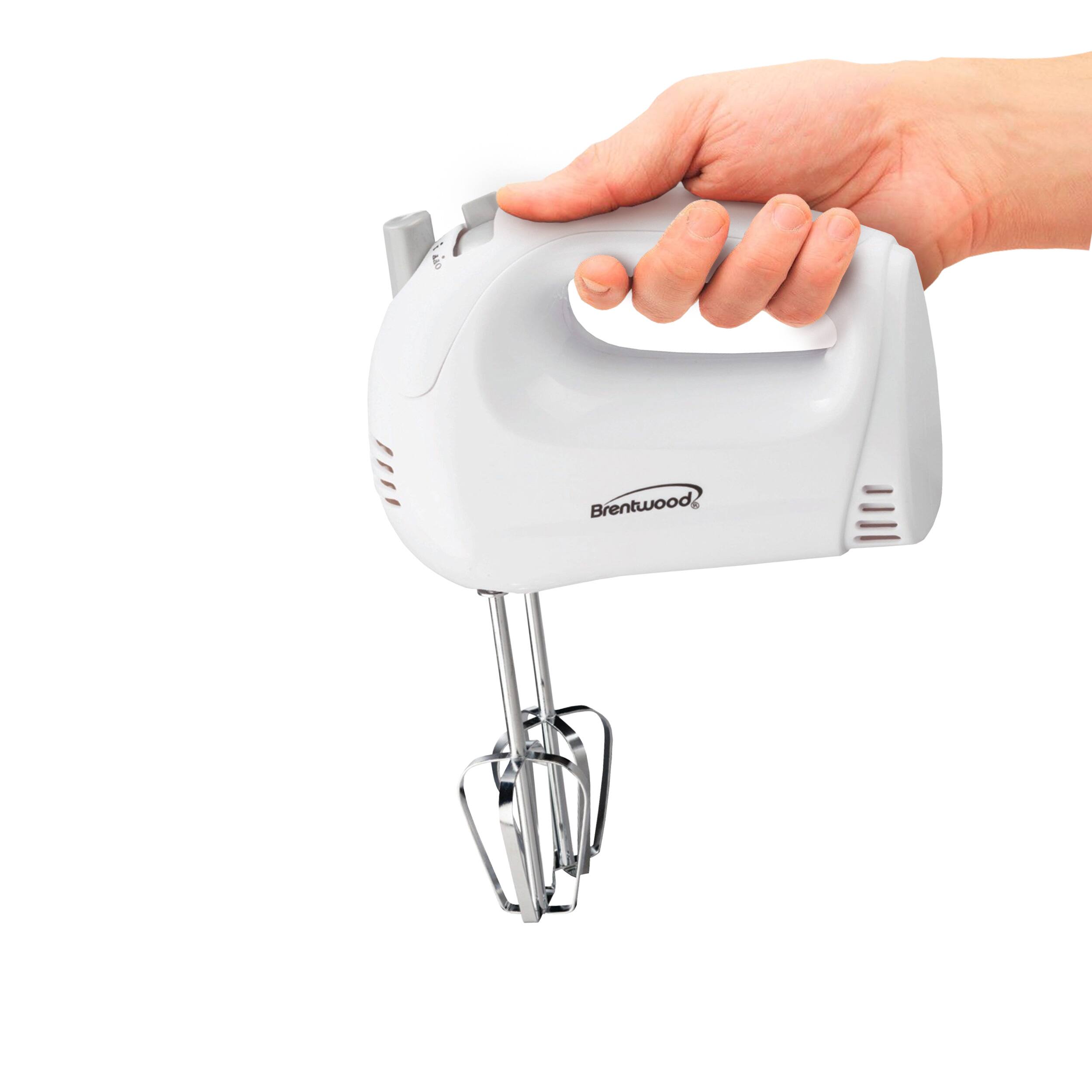 Alt View 1. Brentwood - Brentwood 5-Speed Hand Mixer in White - White.