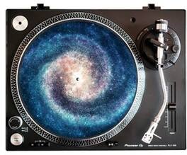PopMarket - Spinning Galaxy - Graphic Turntable Slip Mat - VINYL ACCESSORIES - Multicolor
