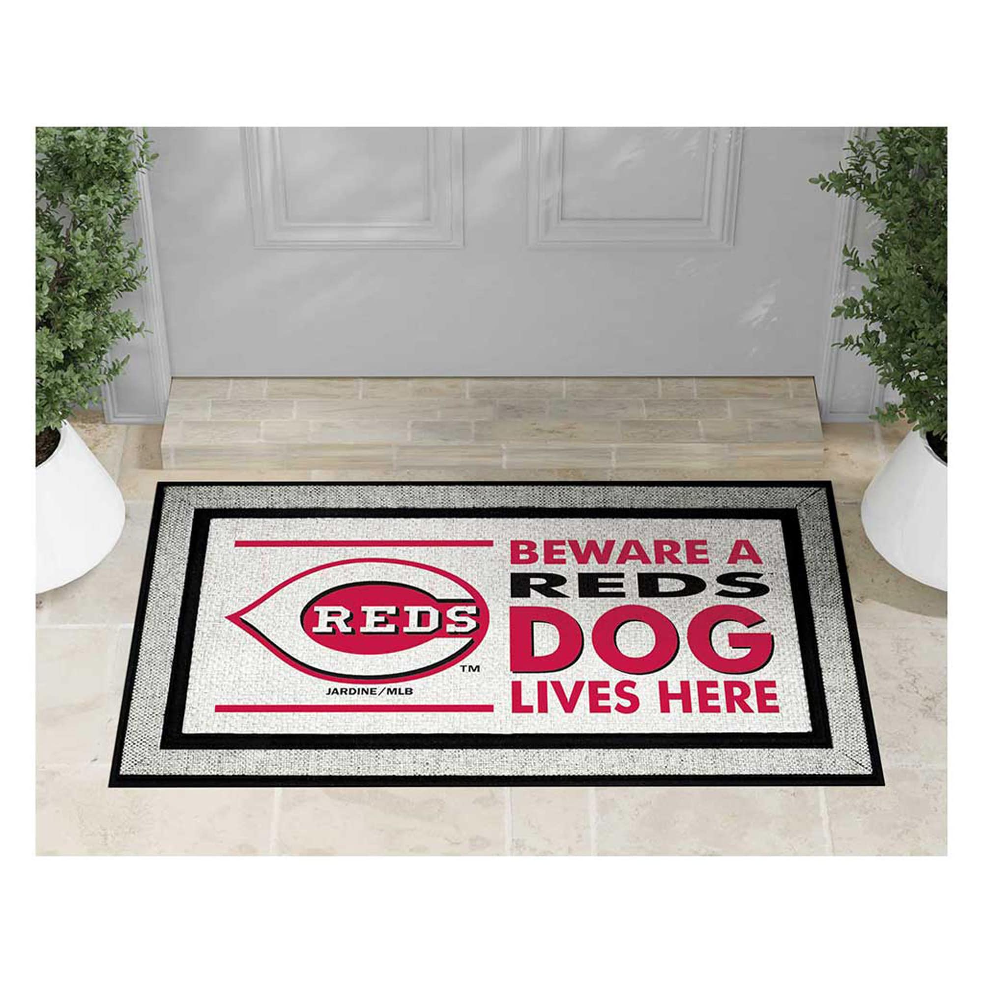 BEWARE A REDS DOG LIVES HERE