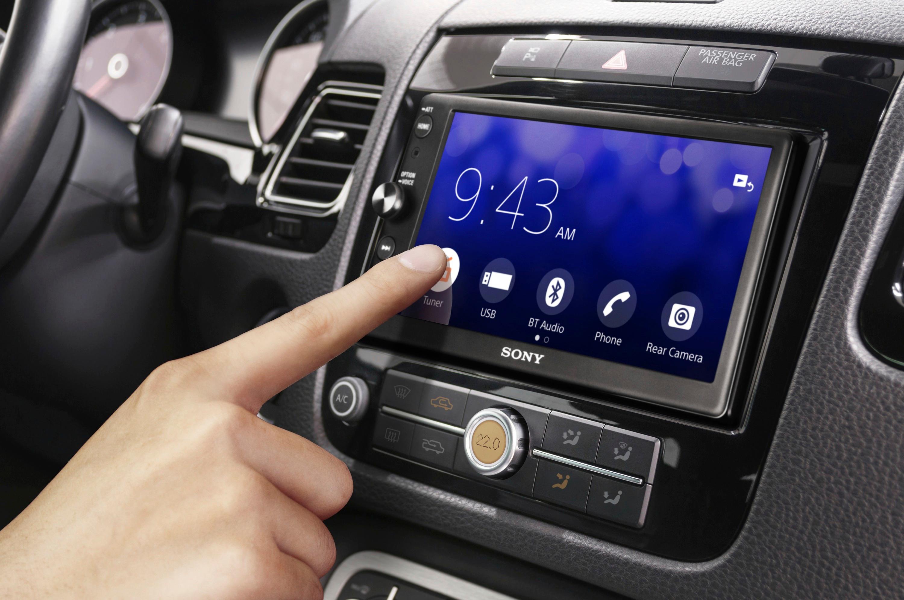 Sony 6.95 Android Auto and Apple CarPlay Bluetooth Digital Media Receiver  Black XAVAX3250 - Best Buy