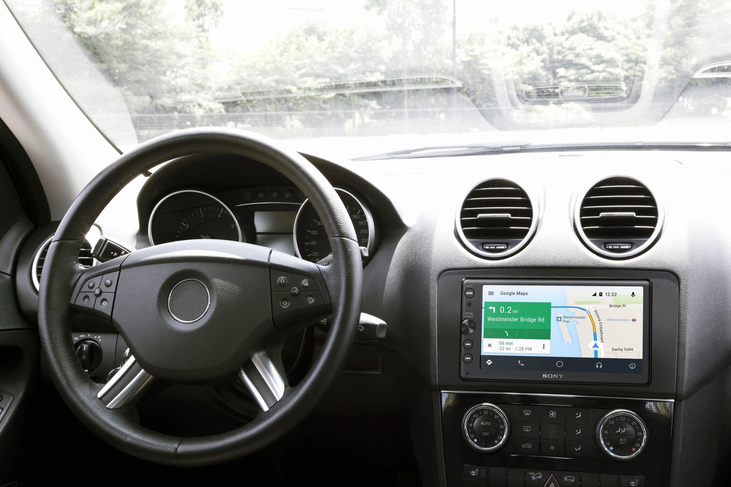 Alt View 17. Sony - 6.4" - Android Auto/Apple CarPlay™ - In-Dash Receiver - Black.