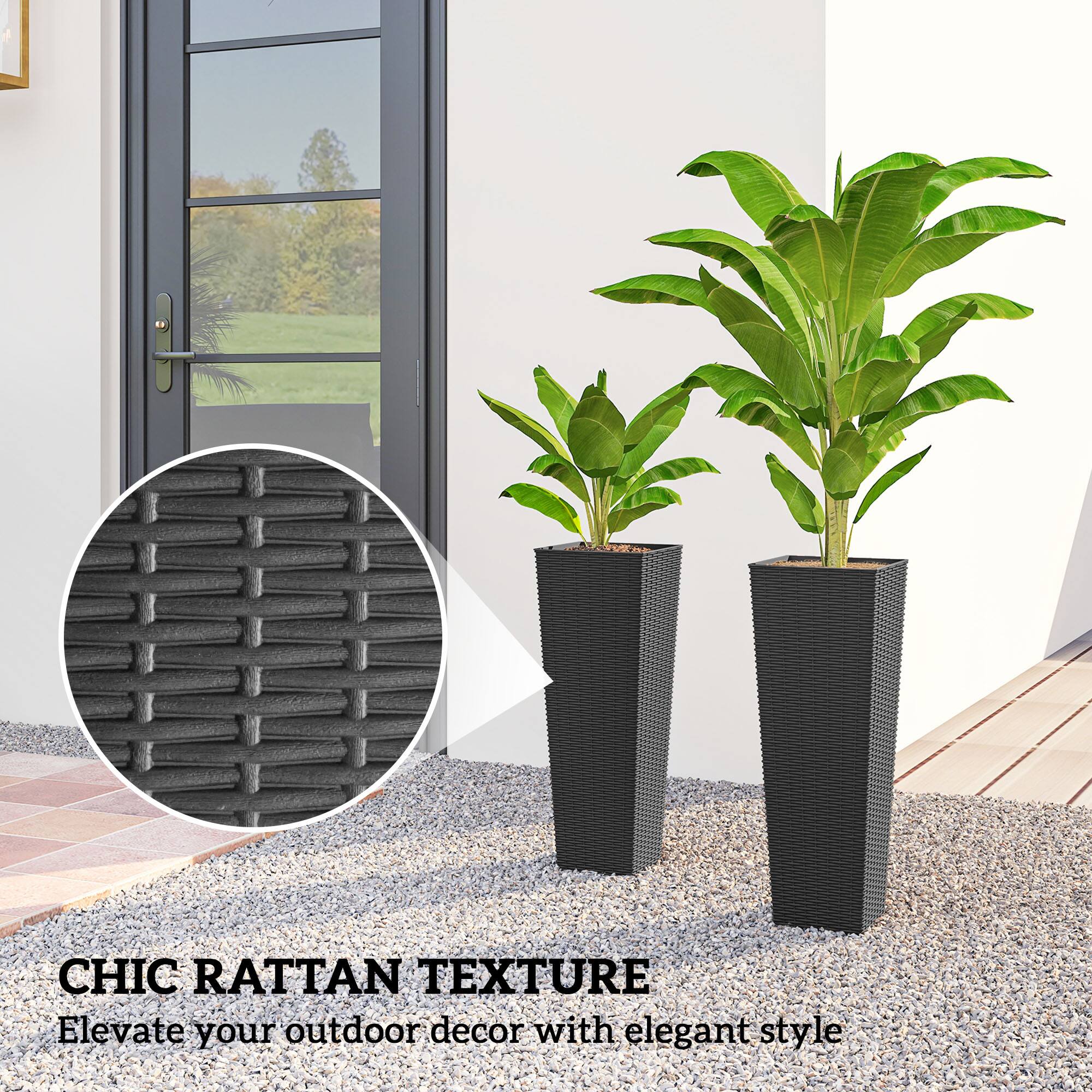 CHIC RATTAN TEXTURE  
Elevate your outdoor decor with elegant style
