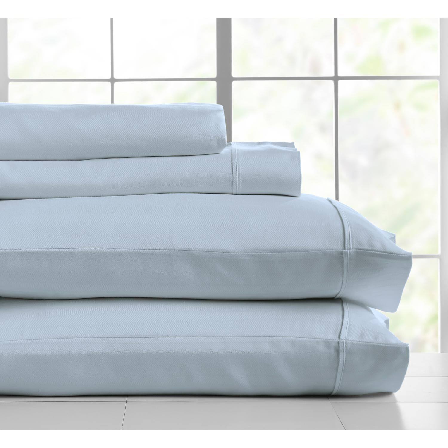Front. Knightsbridge - Knightsbridge 600 Thread Count Jacquard Herringbone Sheet Set in Light Blue - 4 Pieces - Light Blue.
