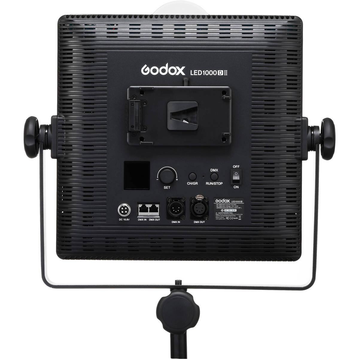 Godox LED1000D II

DMX OFF SET CHAIR RUN/STOP ON

Godox

DC 18V

DMX IN DMX OUT

DMX OUT

CH/GR

RUN/STOP

ON