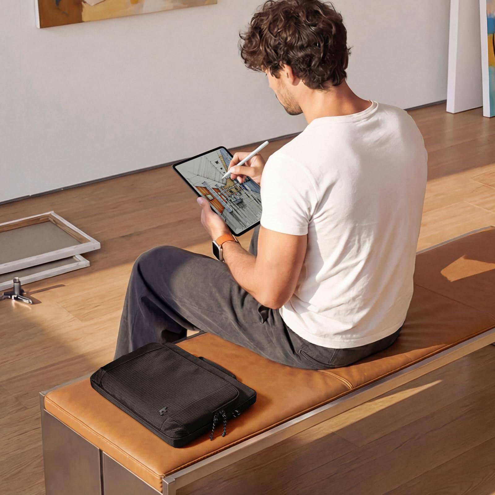 Alt View 6. tomtoc - Essence-B34 360° Protective Tablet Case Bag Sleeve for 12.9-13 Inch iPad Air/Pro, Samsung Galaxy Tab, Water-Resistant - Black.