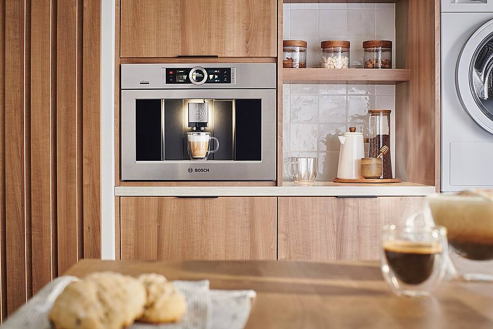 Alt View 16. Bosch - Espresso Machine with 19 bars of pressure and Milk Frother - Stainless steel.